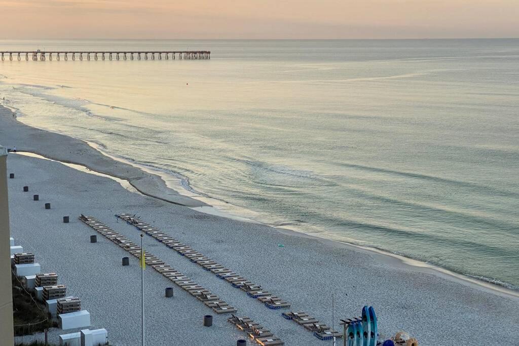 Happy Ours 2200 Sq Ft Corner Beachfront Sleeps 12 Panama City Beach Bagian luar foto