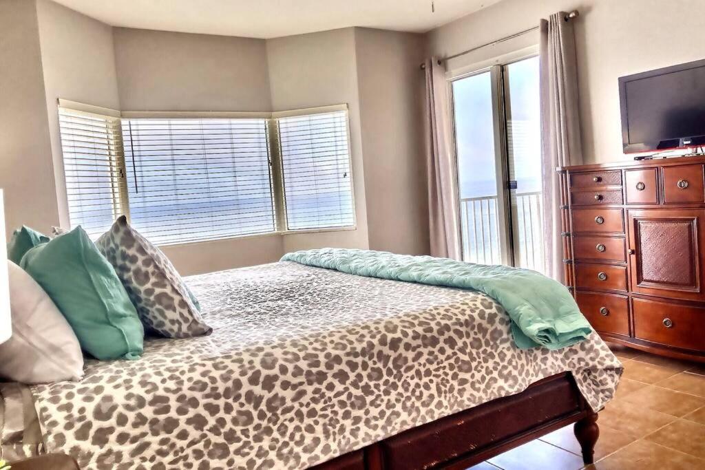 Happy Ours 2200 Sq Ft Corner Beachfront Sleeps 12 Panama City Beach Bagian luar foto