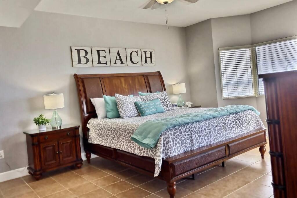Happy Ours 2200 Sq Ft Corner Beachfront Sleeps 12 Panama City Beach Bagian luar foto