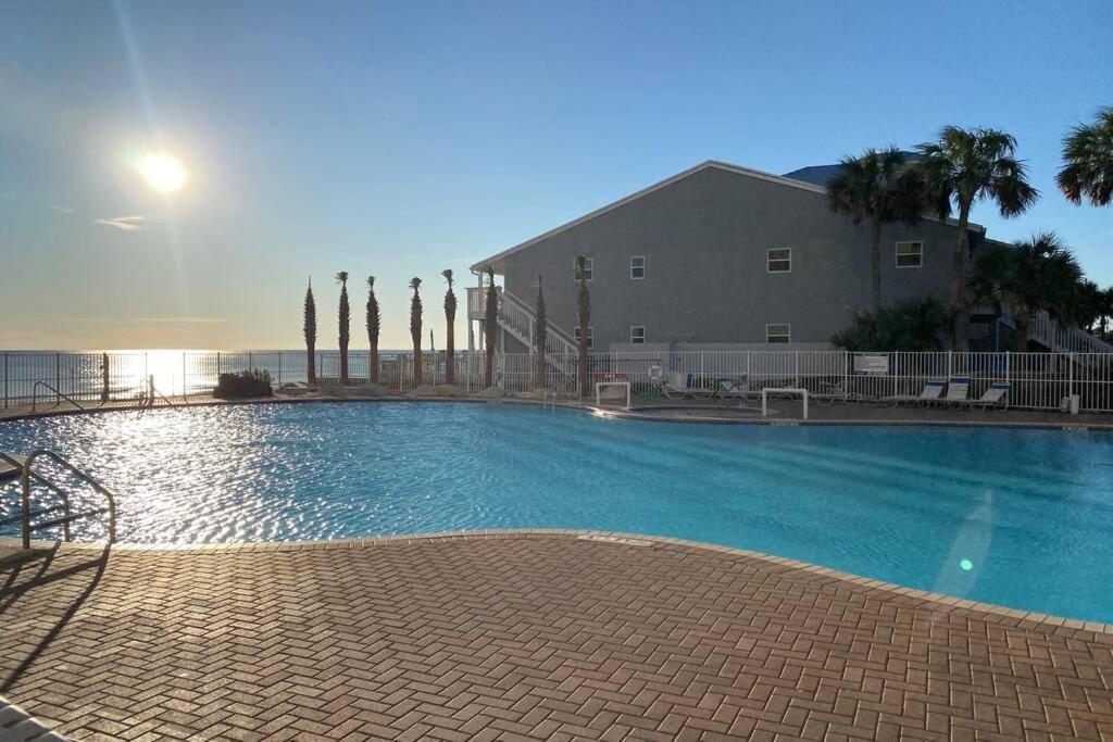 Happy Ours 2200 Sq Ft Corner Beachfront Sleeps 12 Panama City Beach Bagian luar foto